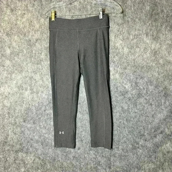 NWT Under Armour Cropped Compression Leggings - Small - Picture 1 of 6